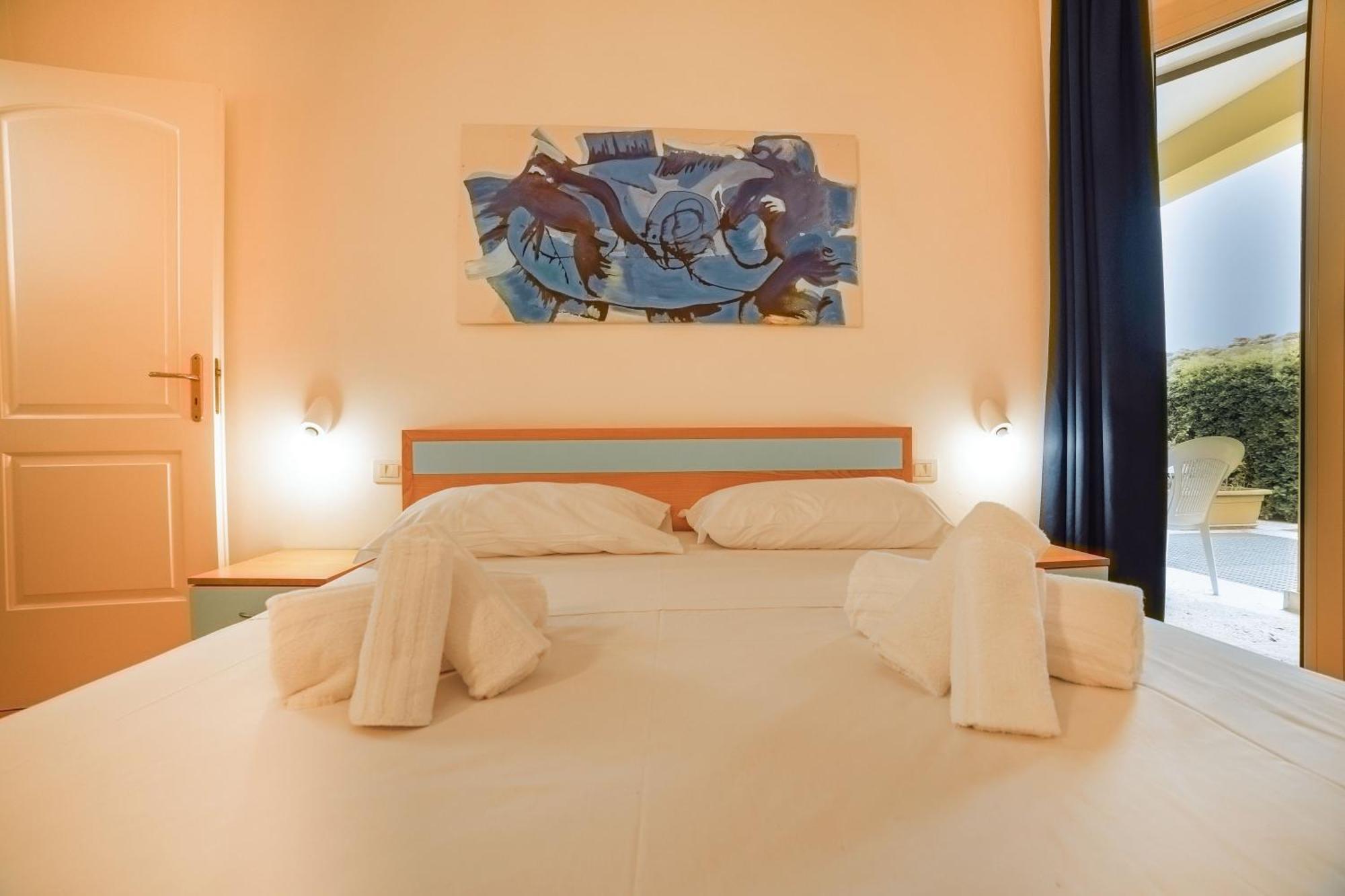 Oasi D'Oriente Aparthotel Santa Cesarea Terme Exterior photo